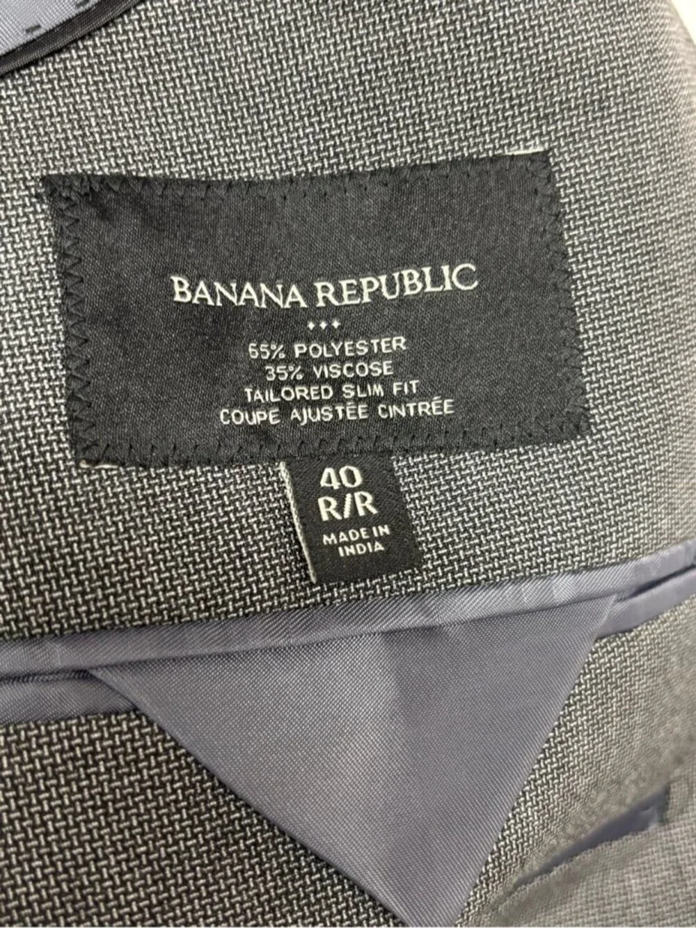 Banana Republic Gray Tailored Slim Fit 2-Button Suit Blazer Jacket 40R